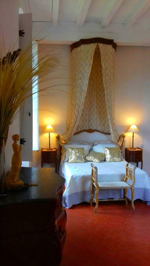 Appartement Spacieux Avec Deux Chambres Au Chateau 瓦朗斯 外观 照片